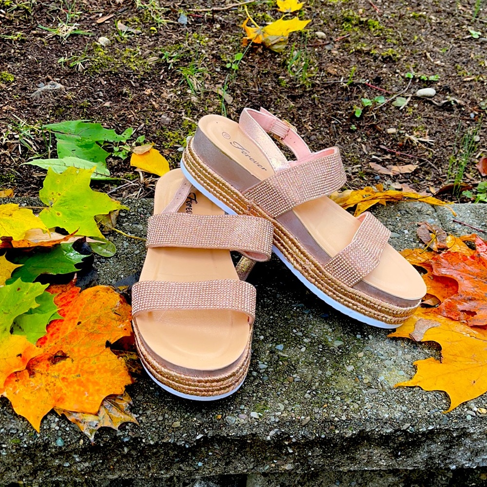 Rose 🌹 gold Sandles